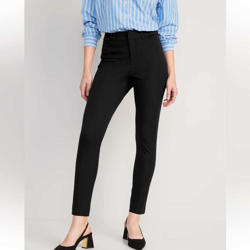 Old Navy Curvy High-Waisted Pixie Ankle Pants